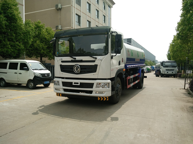 湖北程力威153高速專用灑水車 湖北程力威153高速專用灑水車