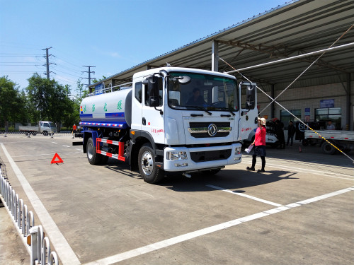 程力威牌灑水車,型號CLW5181GSSD6型灑水車-程力灑水車生產廠家 程力威牌灑水車,型號CLW5181GSSD6型灑水車-程力灑水車生產廠家
